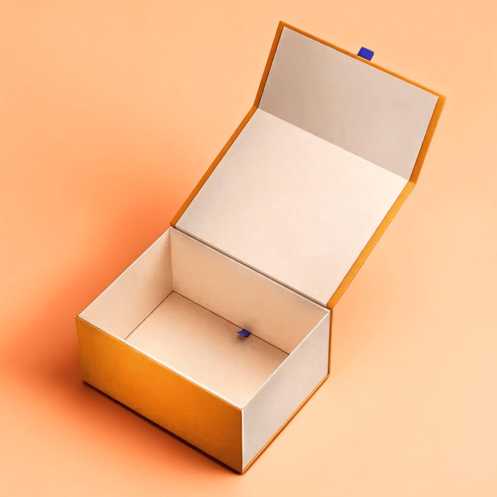 Luxury Apparel Boxes